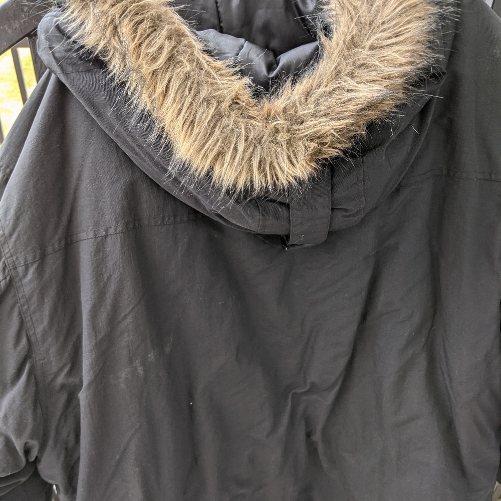 Coat - Picture 5 of 7
